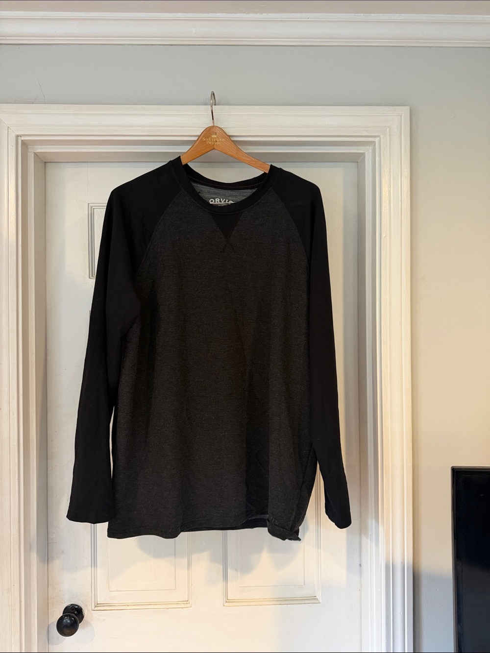 Orvis Black and Charcoal Raglan Long-Sleeve Shirt